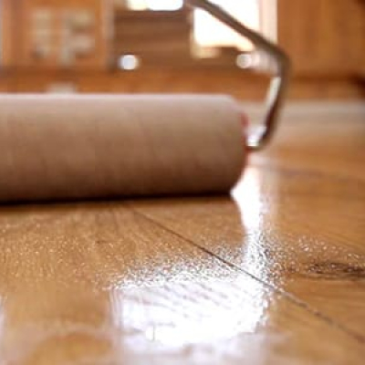 Как выбрать износостойкое покрытие для паркетной доски