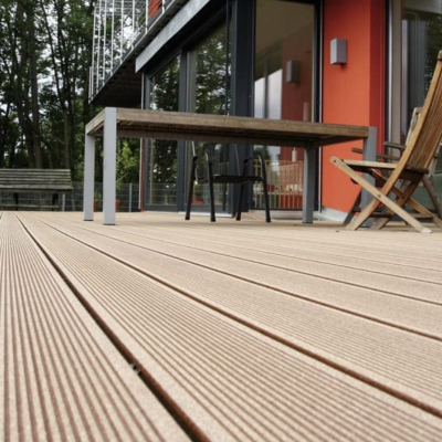 Уход за террасной доской: рекомендации по уходу, чистке и защите